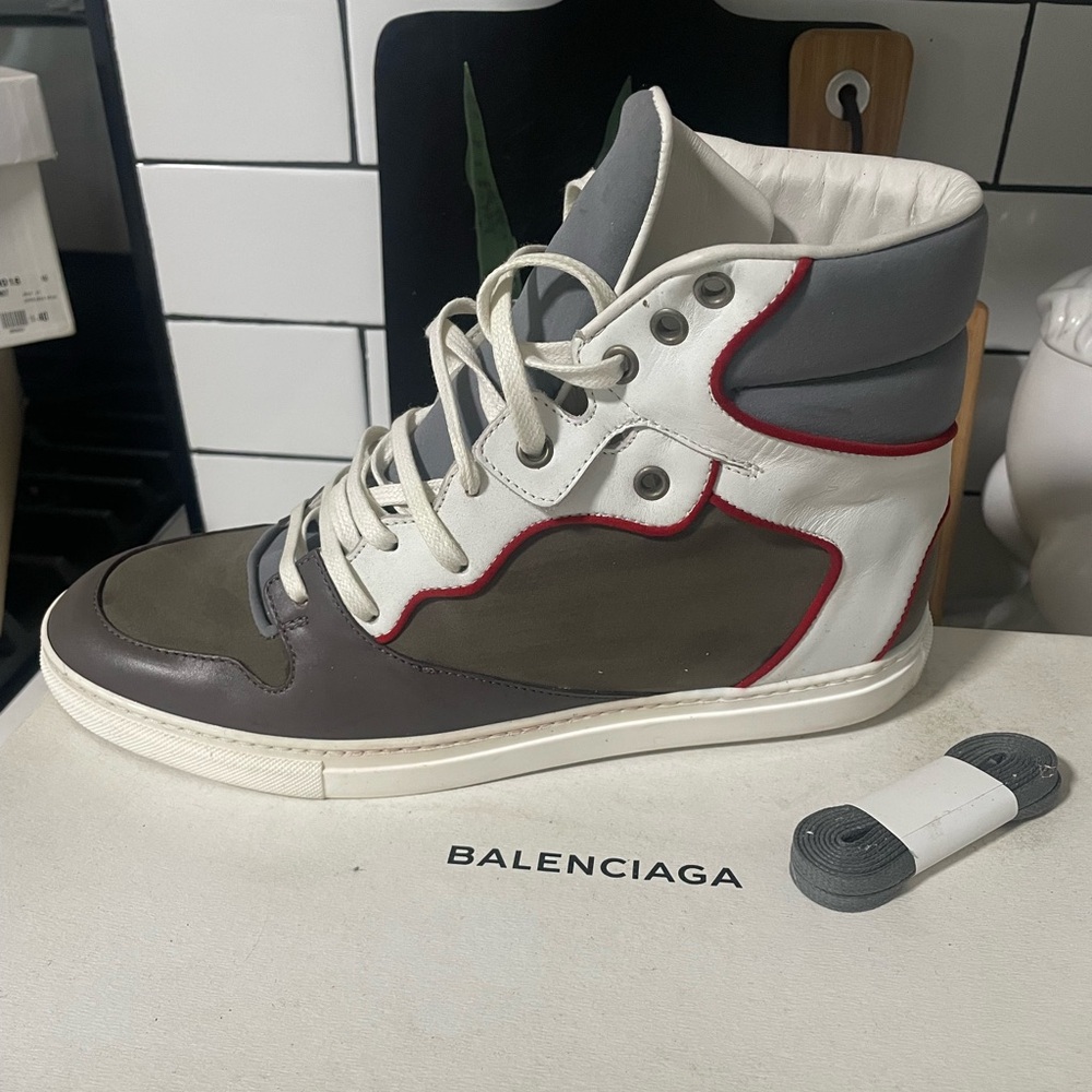 Men’s Balenciaga sneakers